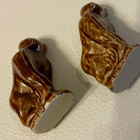 Vintage Wade Whimsy ceramic porcelain - 2 brown gorillas /Collectables from Eng. - Picture 4 of 6